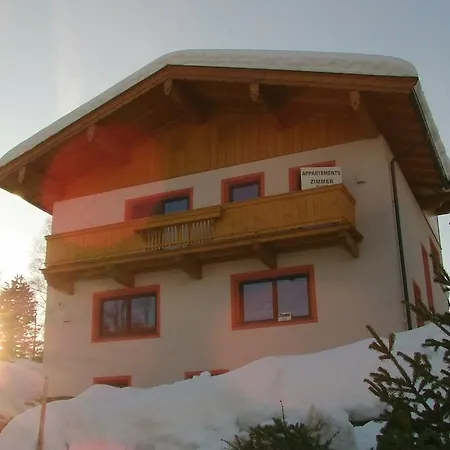 Renate Séjour chez l'habitant Kirchberg en Tyrol