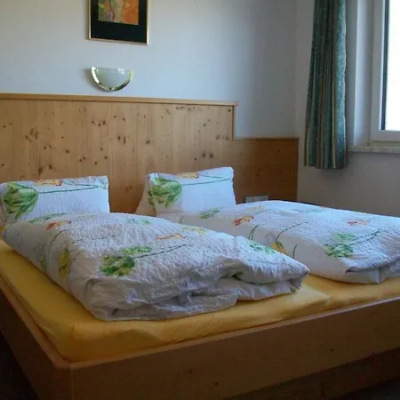 雷娜特公寓 民宿